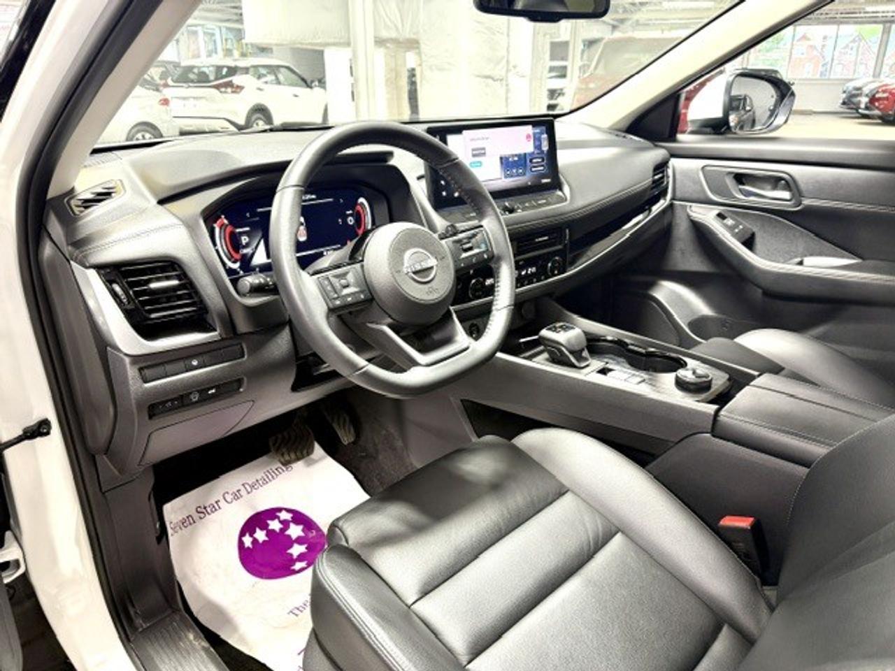2024 Nissan Rogue SL, PRO-PILOT, LEATHER, GOOGLE MAPS, REMOTE START Photo