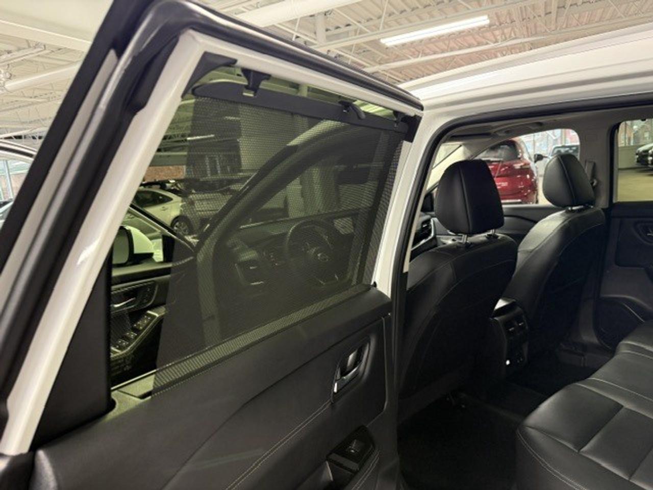 2024 Nissan Rogue SL, PRO-PILOT, LEATHER, GOOGLE MAPS, REMOTE START Photo