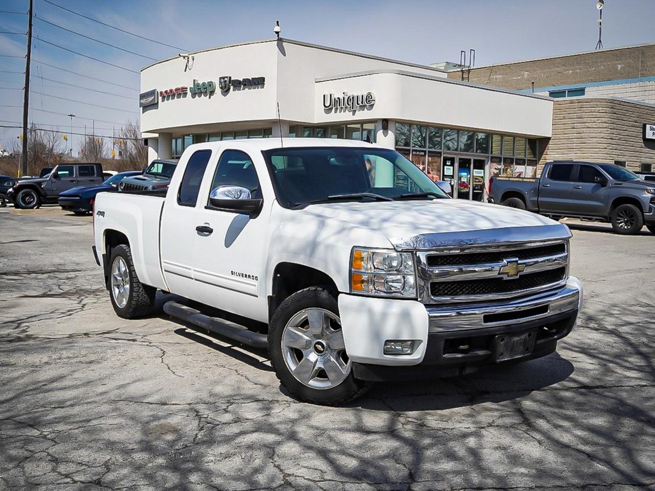 2011 Chevrolet Silverado 1500  Photo