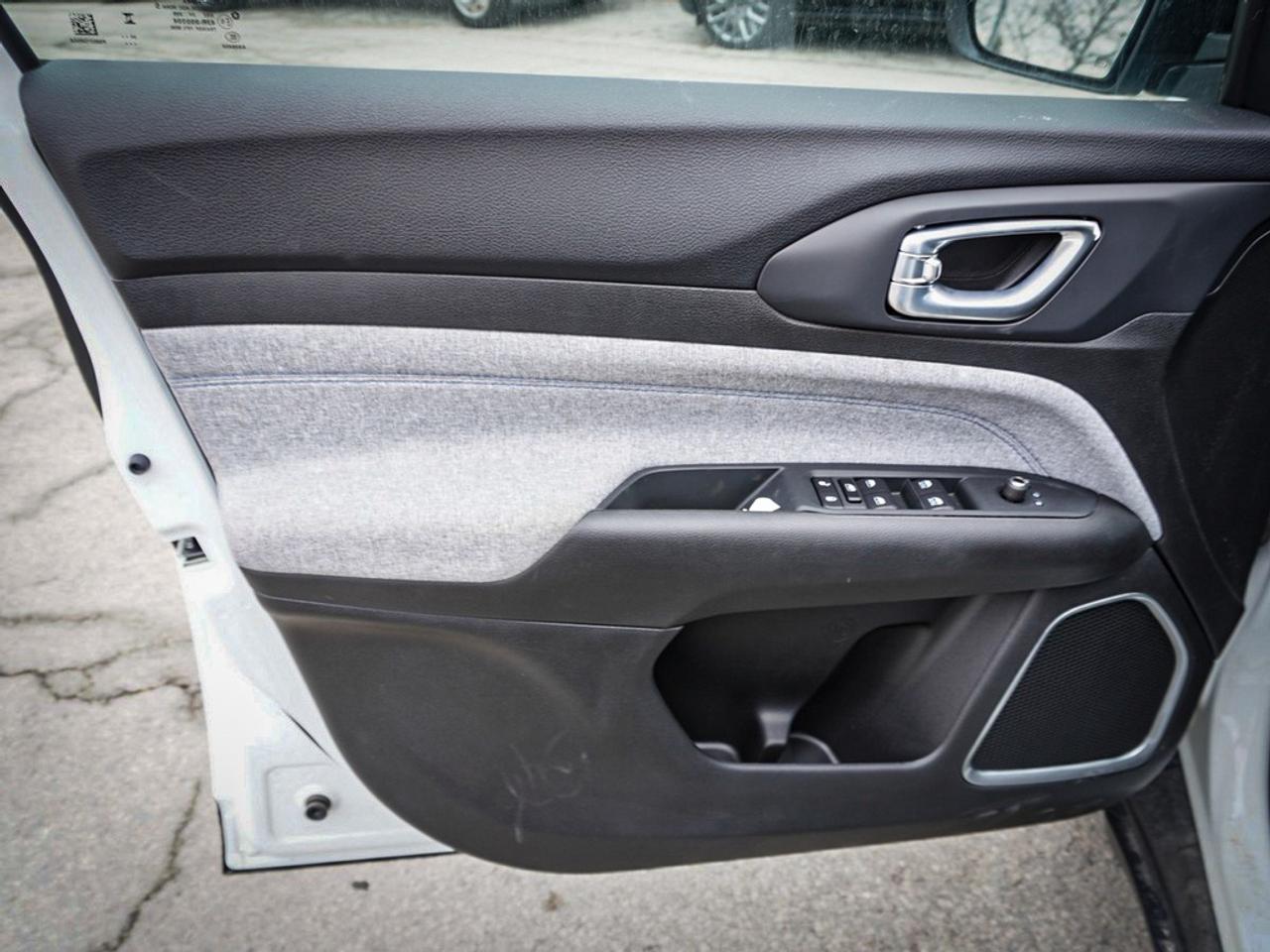 2025 Jeep Compass  Photo