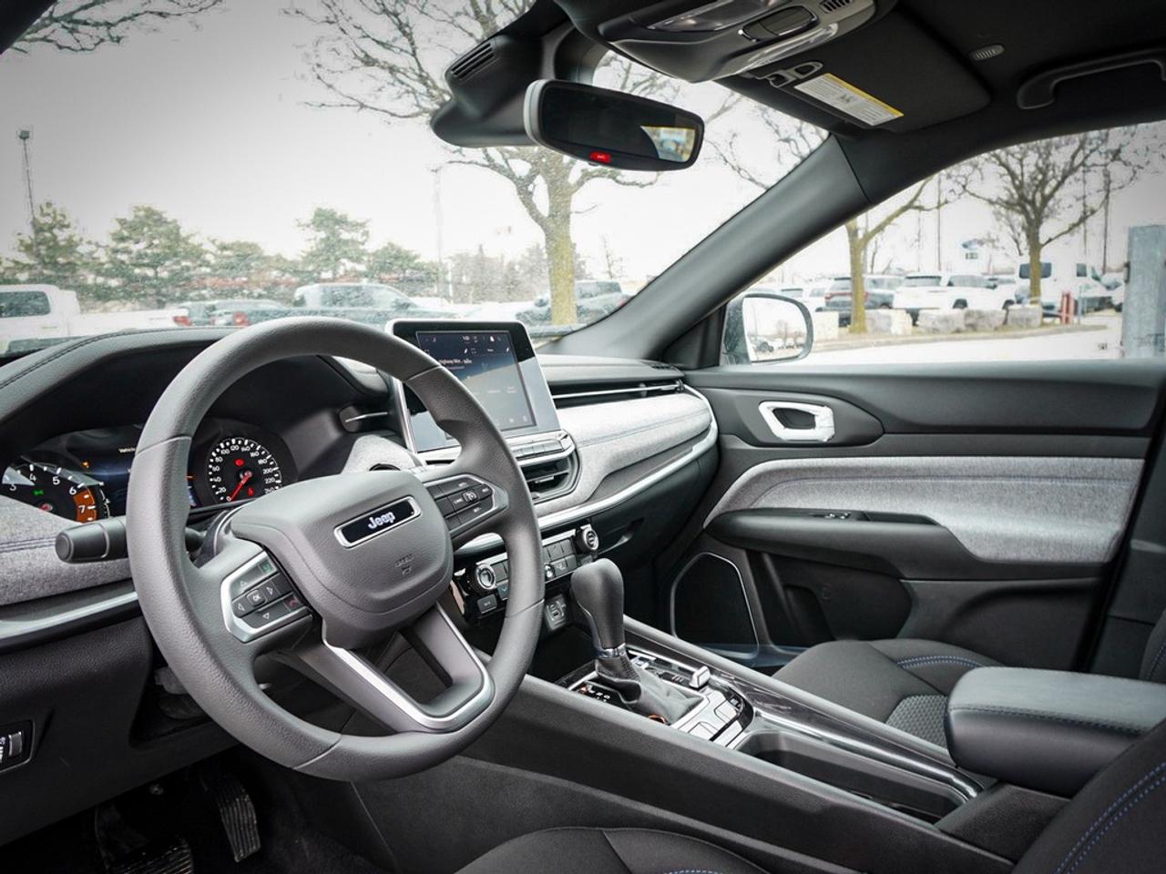 2025 Jeep Compass  Photo