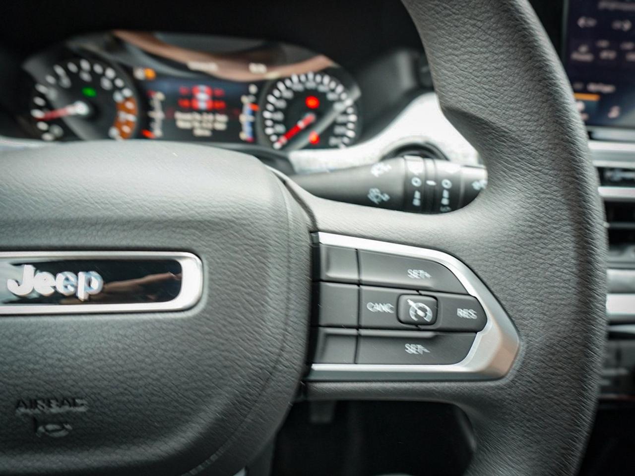 2025 Jeep Compass  Photo