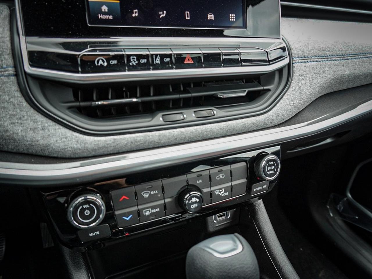 2025 Jeep Compass  Photo