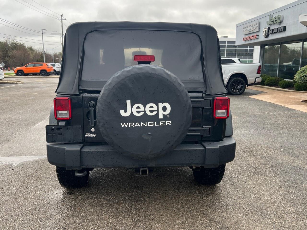 2015 Jeep Wrangler 4WD 2DR RUBICON Photo