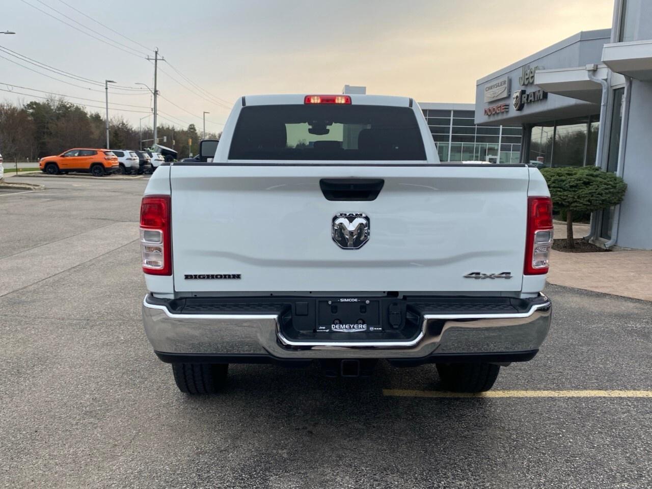 2024 RAM 3500 Big Horn 4x4 Crew Cab 6'4 Box Photo