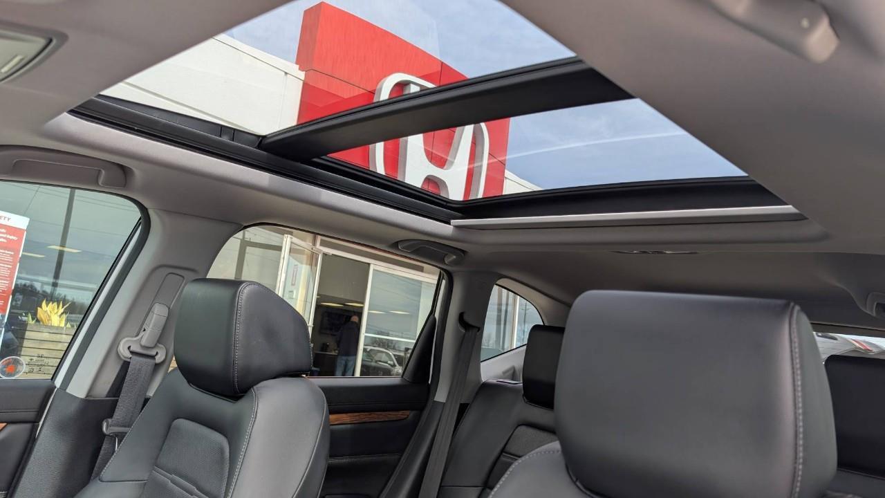 2021 Honda CR-V Touring 4dr All-wheel Drive Photo