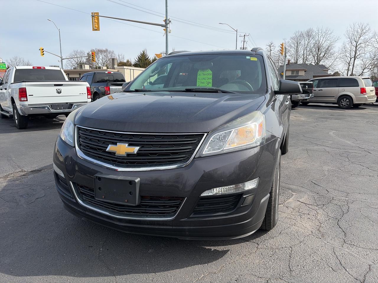 2016 Chevrolet Traverse LS-7 PASS-AWD-CLEAN Photo