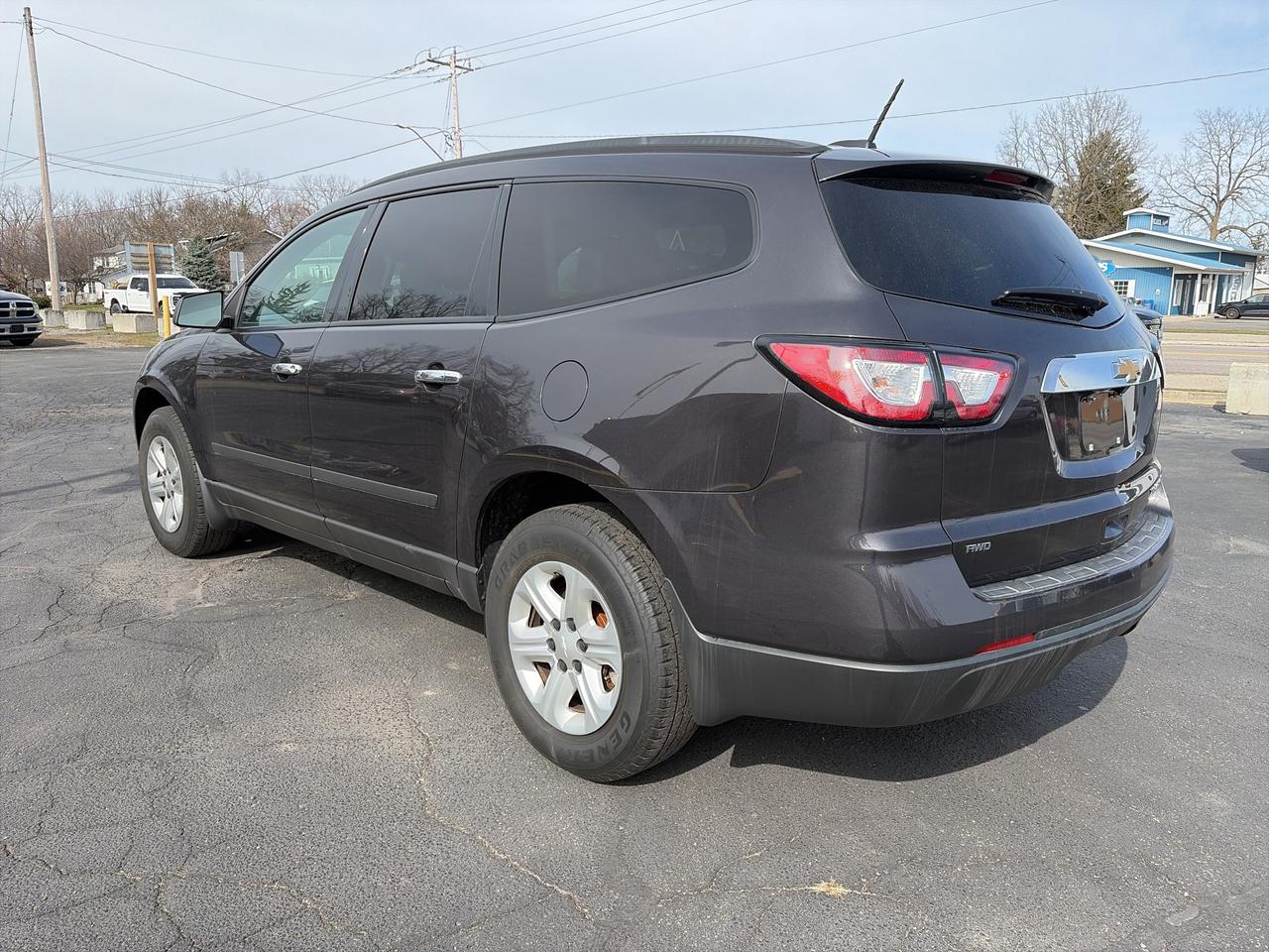 2016 Chevrolet Traverse LS-7 PASS-AWD-CLEAN Photo