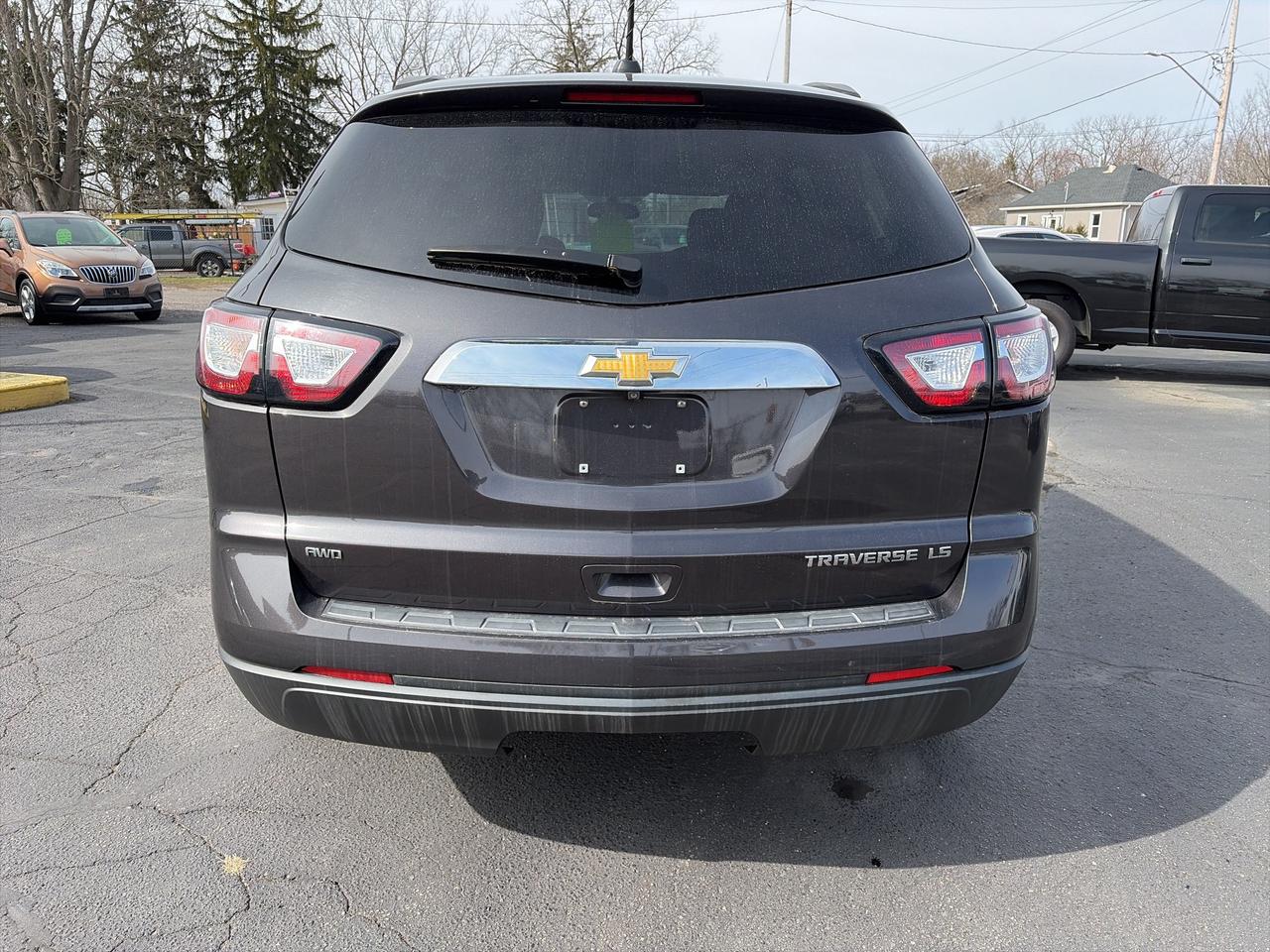 2016 Chevrolet Traverse LS-7 PASS-AWD-CLEAN Photo