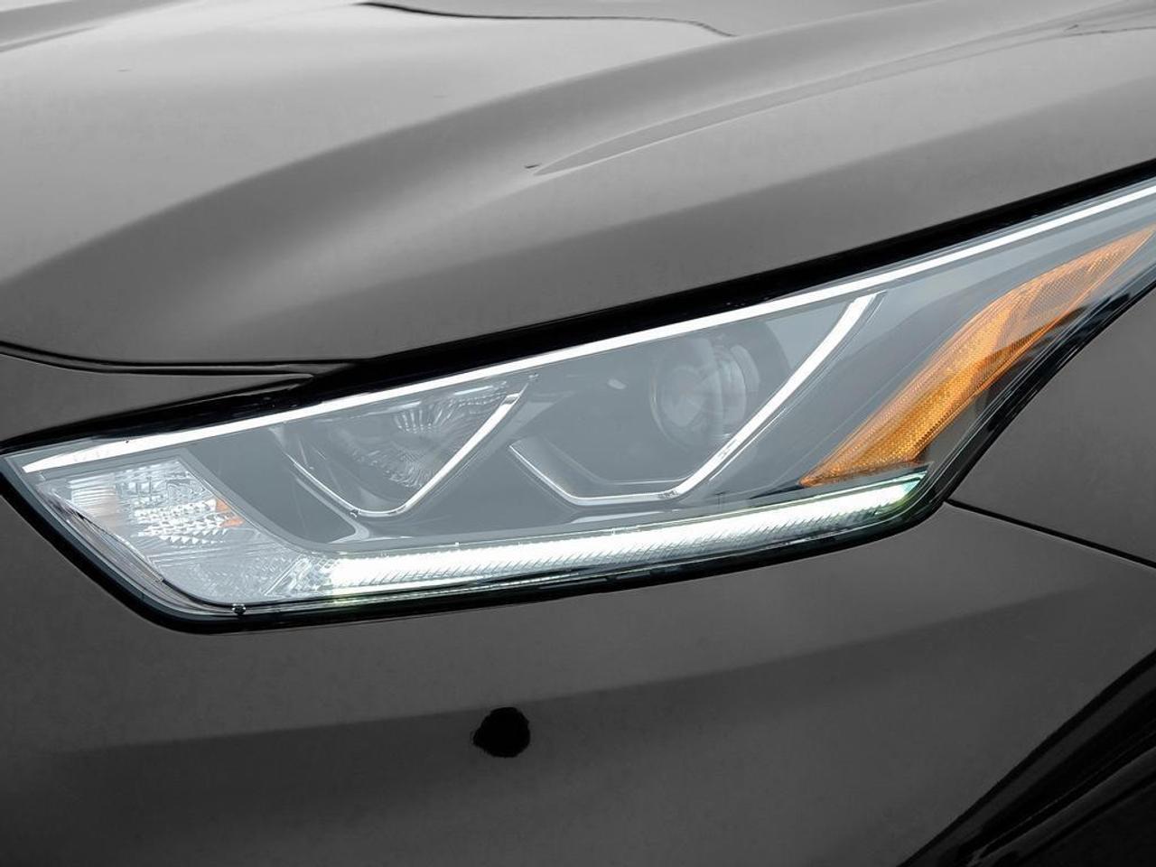 2026 Toyota Highlander Hybrid Limited 4dr All-Wheel Drive Photo