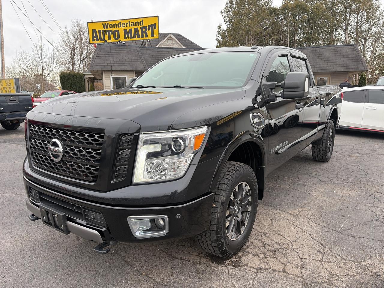2018 Nissan Titan XD PRO-4X-LEATHER-LOADED-CLEAN Photo