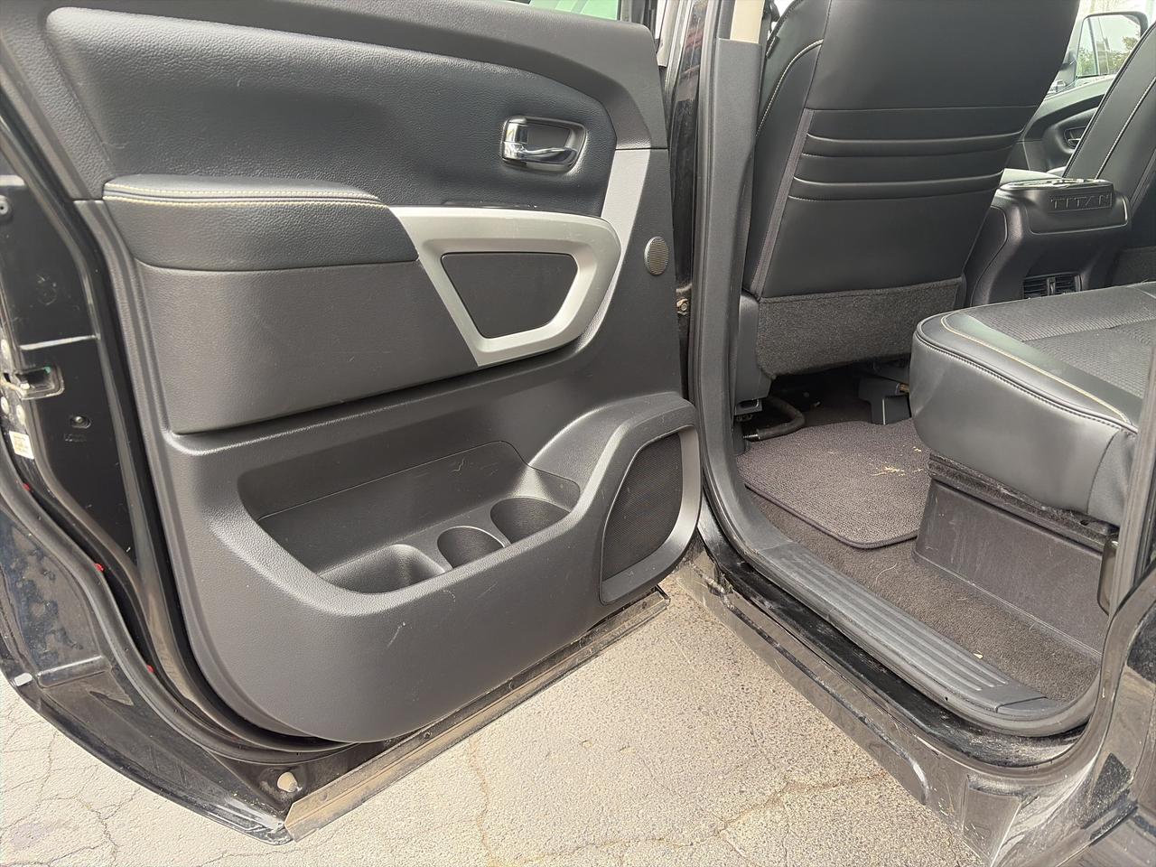 2018 Nissan Titan XD PRO-4X-LEATHER-LOADED-CLEAN Photo