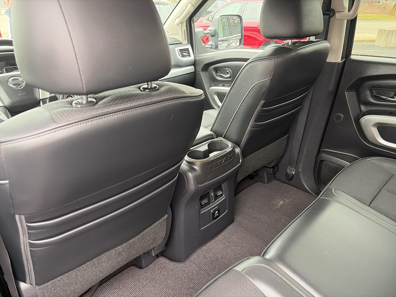 2018 Nissan Titan XD PRO-4X-LEATHER-LOADED-CLEAN Photo