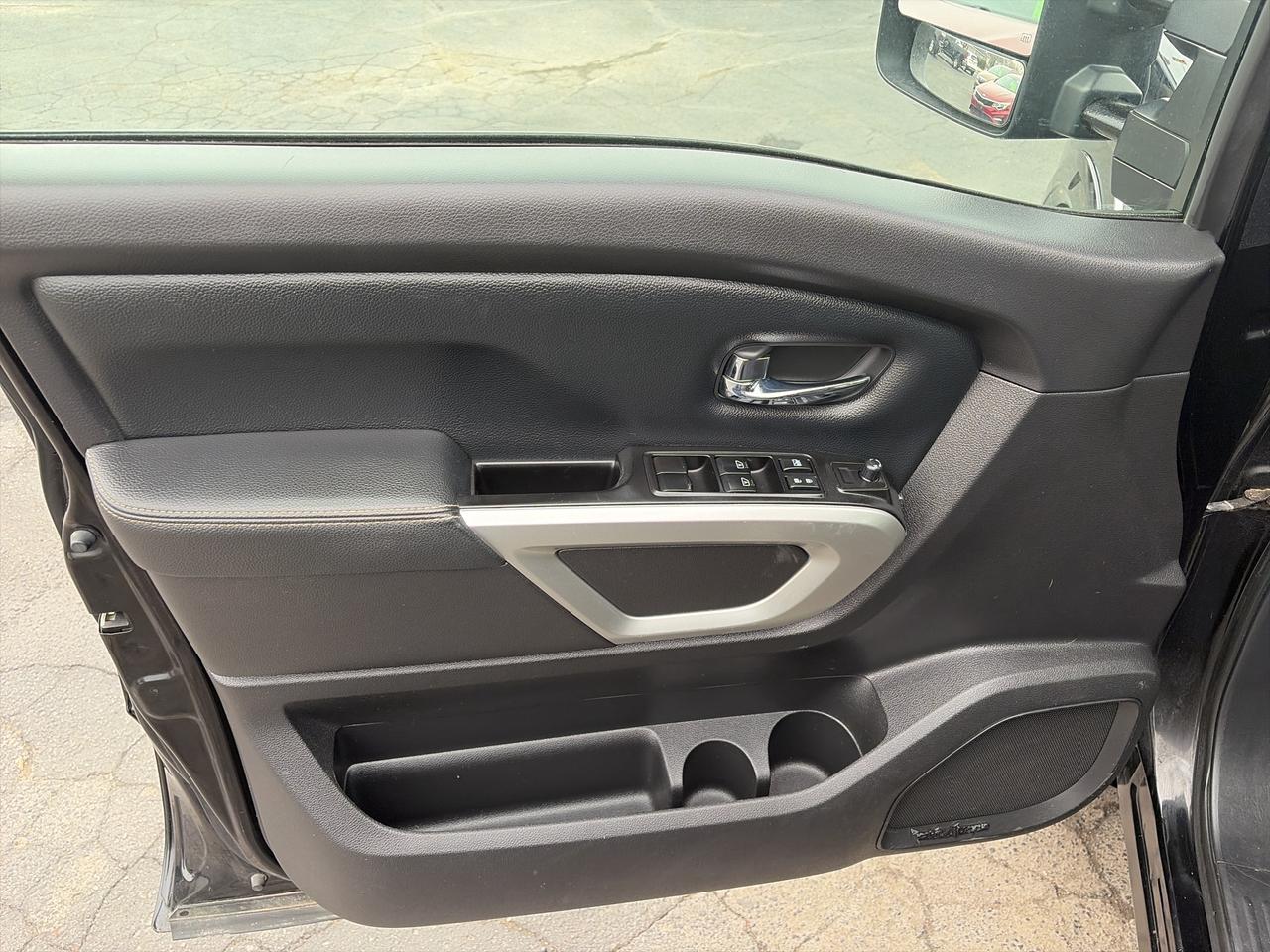 2018 Nissan Titan XD PRO-4X-LEATHER-LOADED-CLEAN Photo