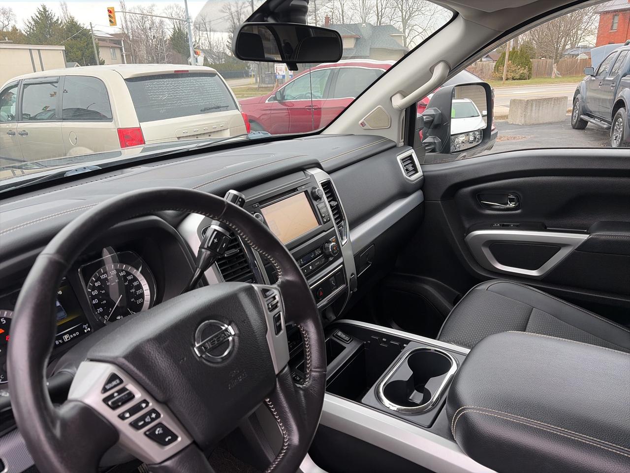 2018 Nissan Titan XD PRO-4X-LEATHER-LOADED-CLEAN Photo