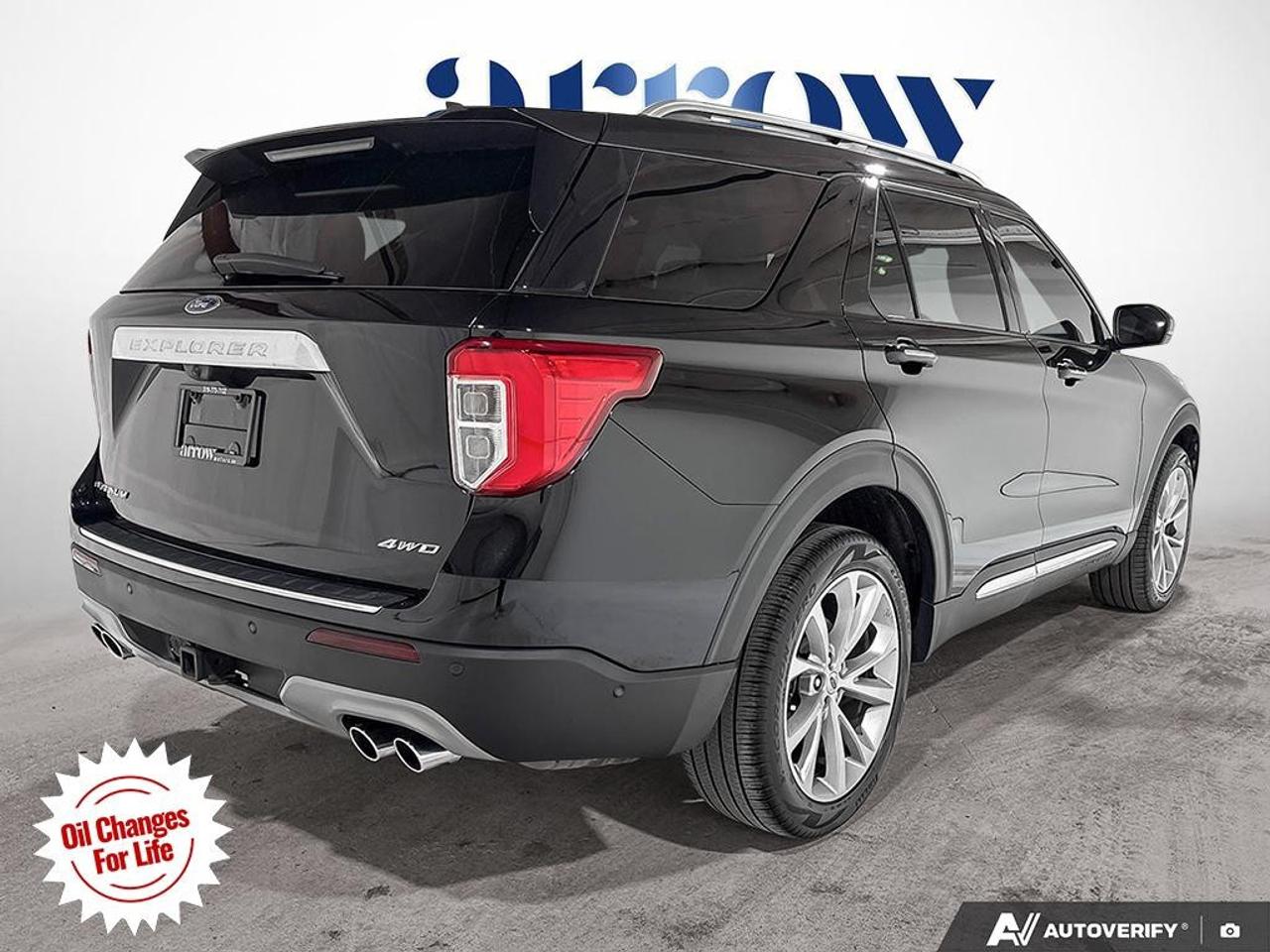 2023 Ford Explorer Platinum 4WD Photo
