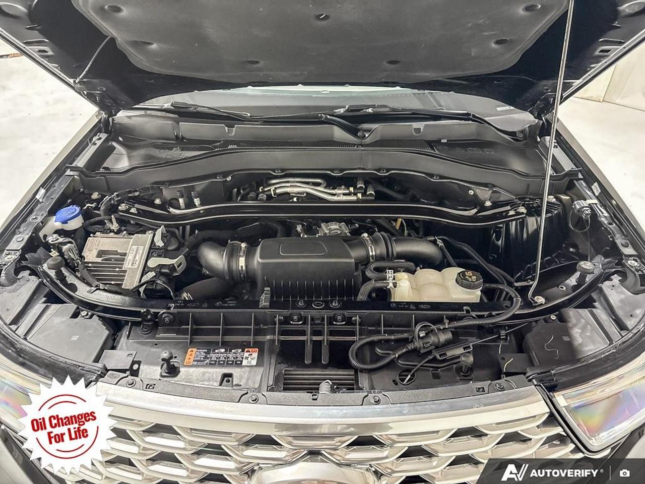 2023 Ford Explorer Platinum 4WD Photo