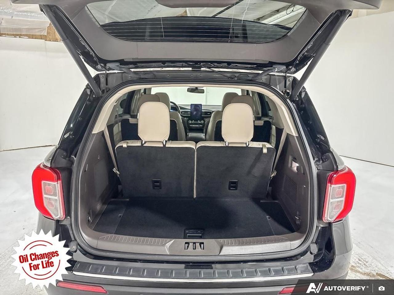 2023 Ford Explorer Platinum 4WD Photo