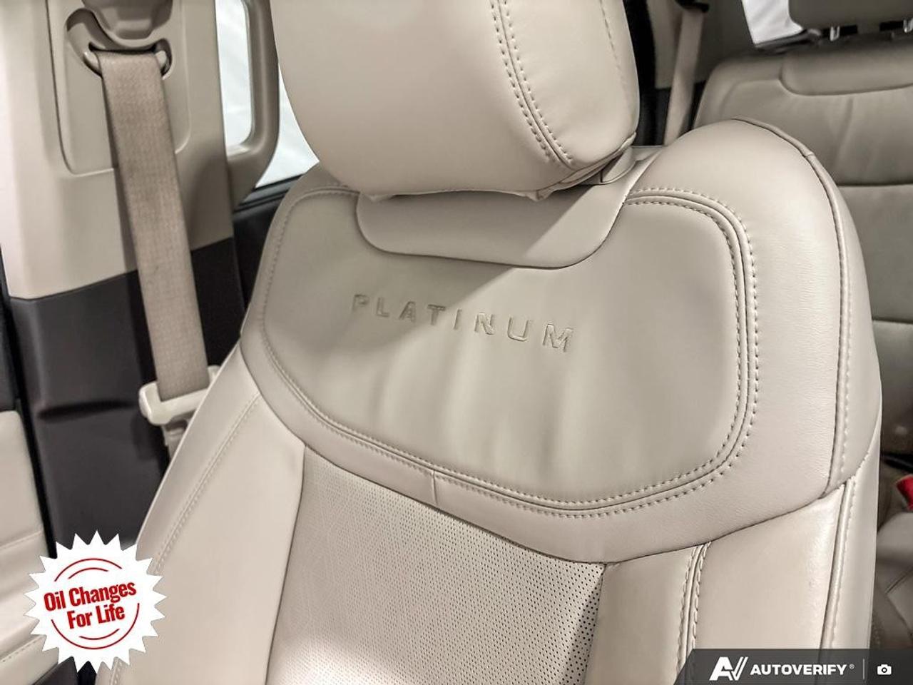 2023 Ford Explorer Platinum 4WD Photo