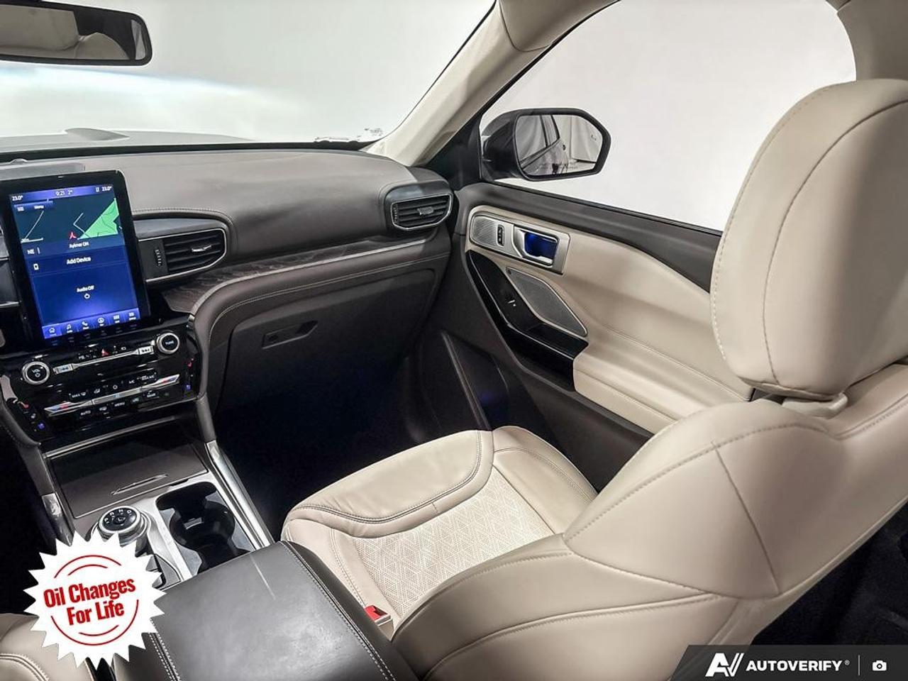 2023 Ford Explorer Platinum 4WD Photo