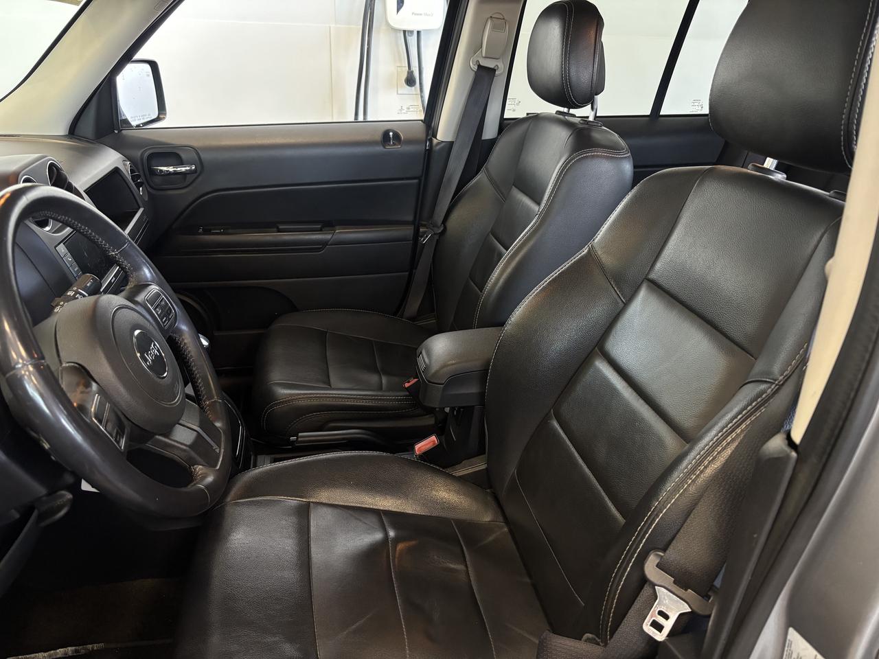 2016 Jeep Patriot 4WD   HIGH ALTITUDE   LOW KM   SOLD ASIS   SUNROOF Photo