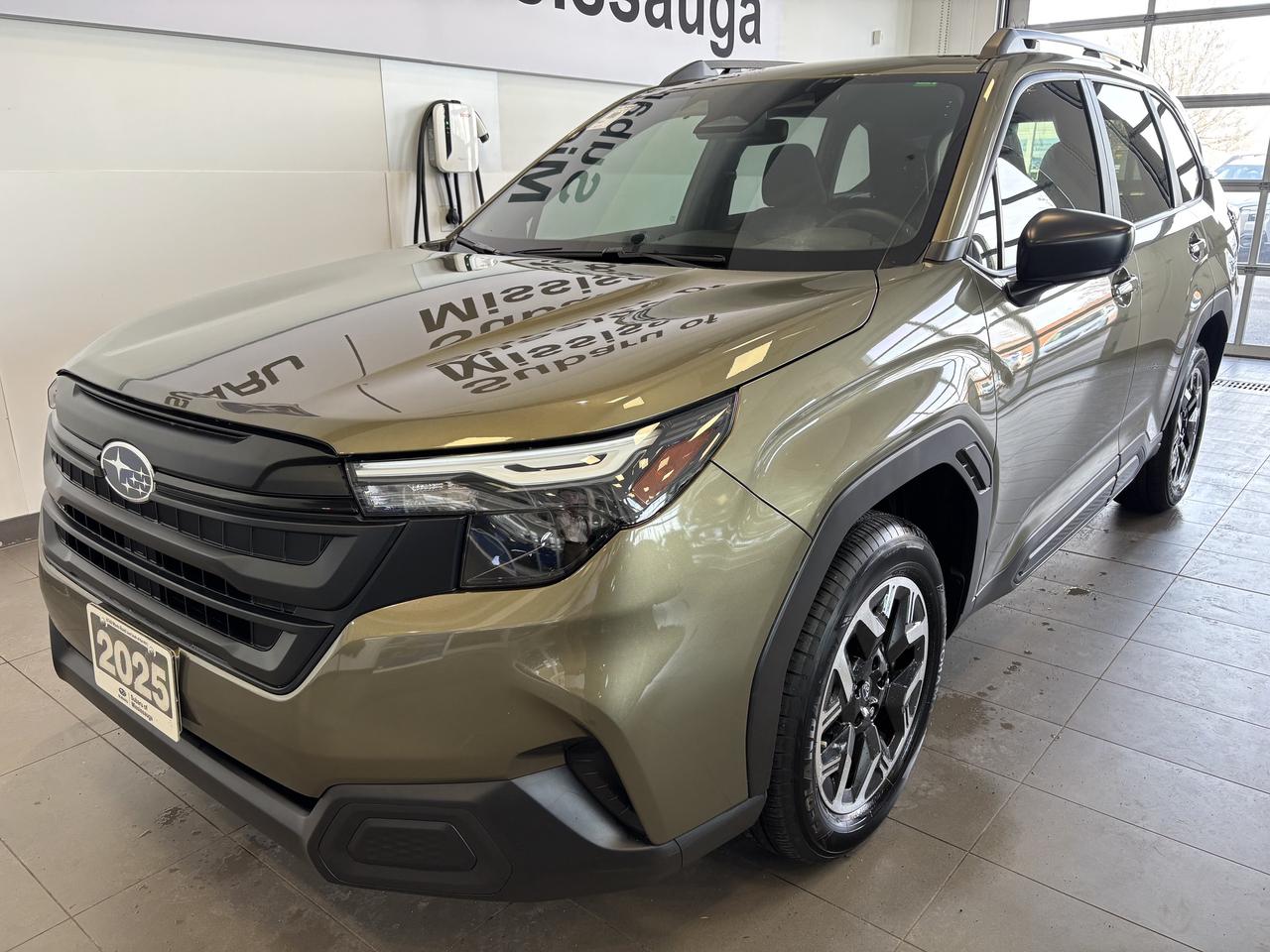 2025 Subaru Forester AWD   CLEAN CARFAX   1 OWNER    ALLOY WHEELS   CAM Photo