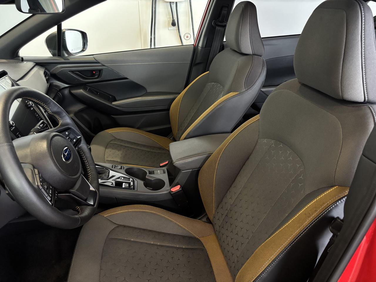 2024 Subaru Crosstrek ONYX   1 OWNER   CLEAN CARFAX   SUNROOF   AWD Photo