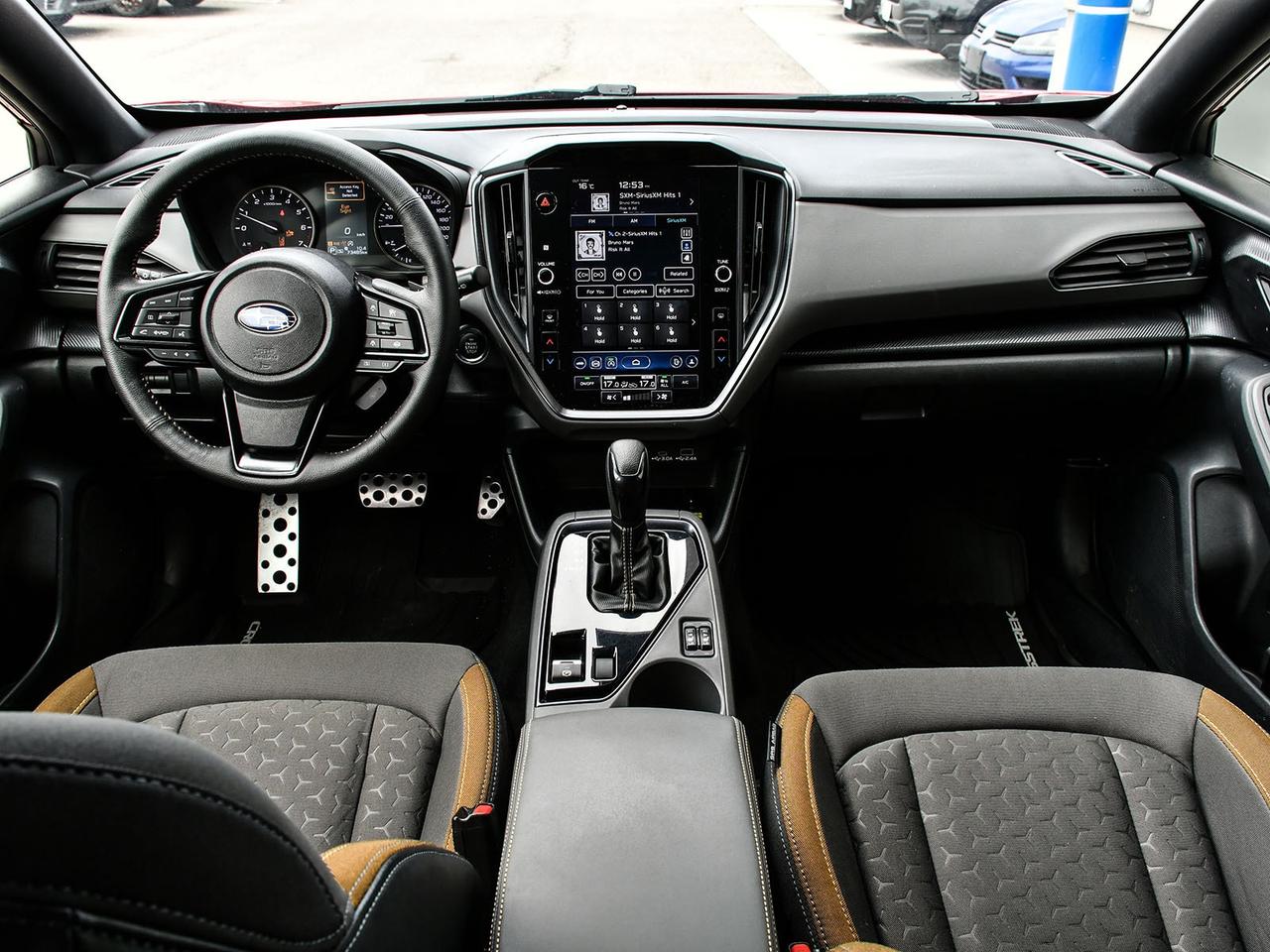 2024 Subaru Crosstrek ONYX   1 OWNER   CLEAN CARFAX   SUNROOF   AWD Photo
