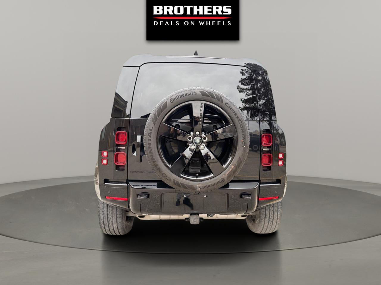 2024 Land Rover Defender 110 P400 X-Dynamic SE WHITE INTERIOR NO ACCIDENT Photo