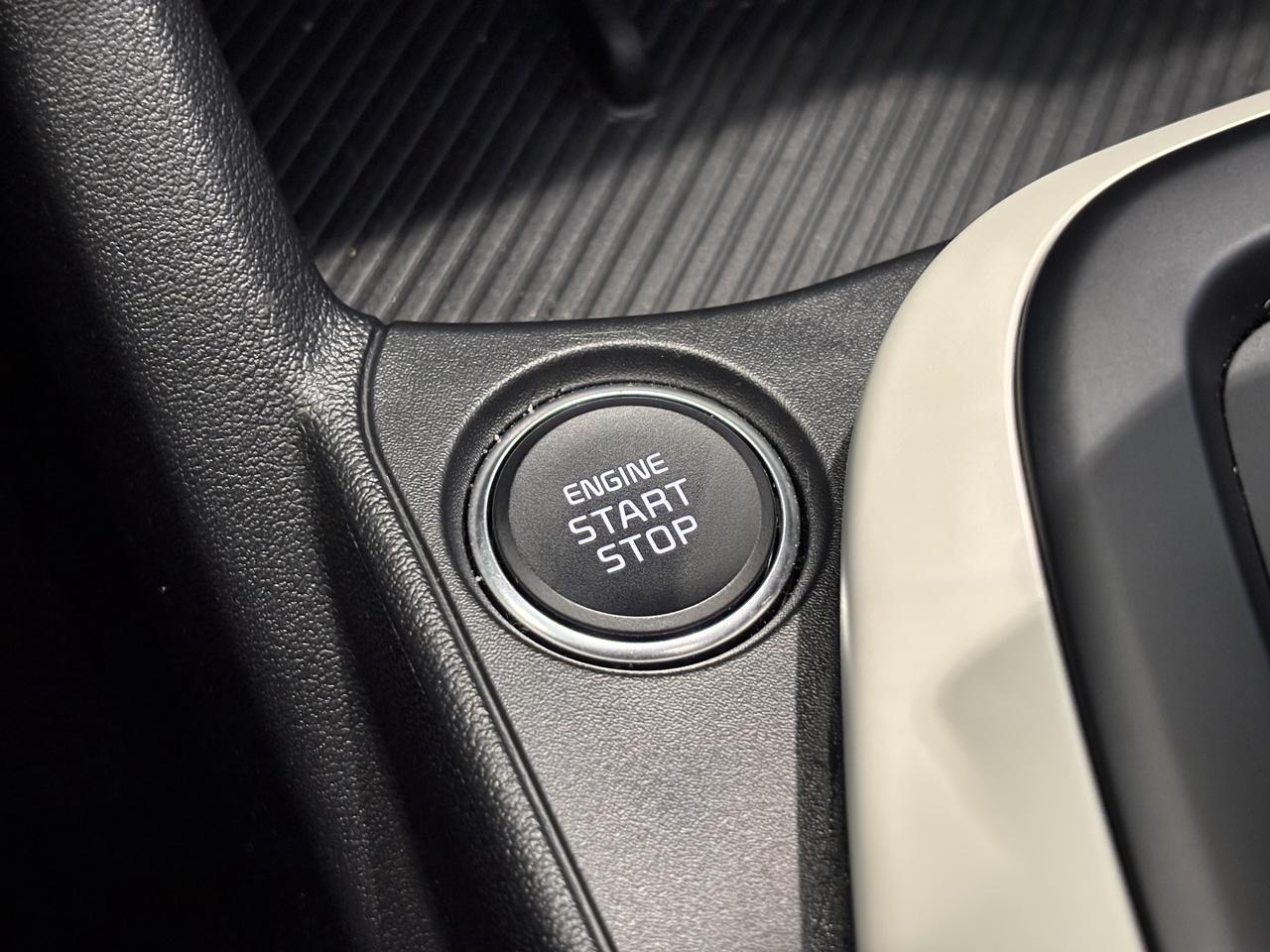 2025 Kia K4 GT   TURBO   LIMITED   2 SET RIM/TIRE   SUNROOF Photo