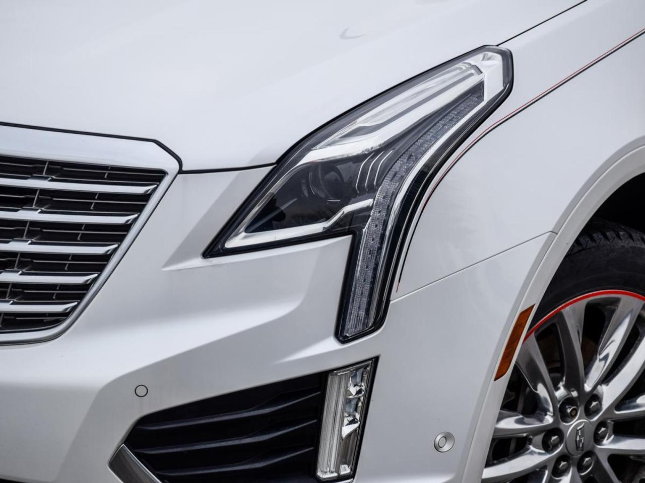 2017 Cadillac XT5 PLATIMNUM AWD   Full Service Records, Safety Certi Photo