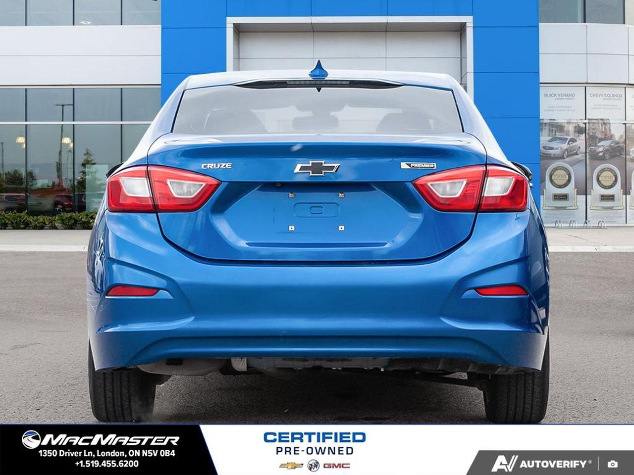 2018 Chevrolet Cruze Premier Auto 4dr Sedan Photo4