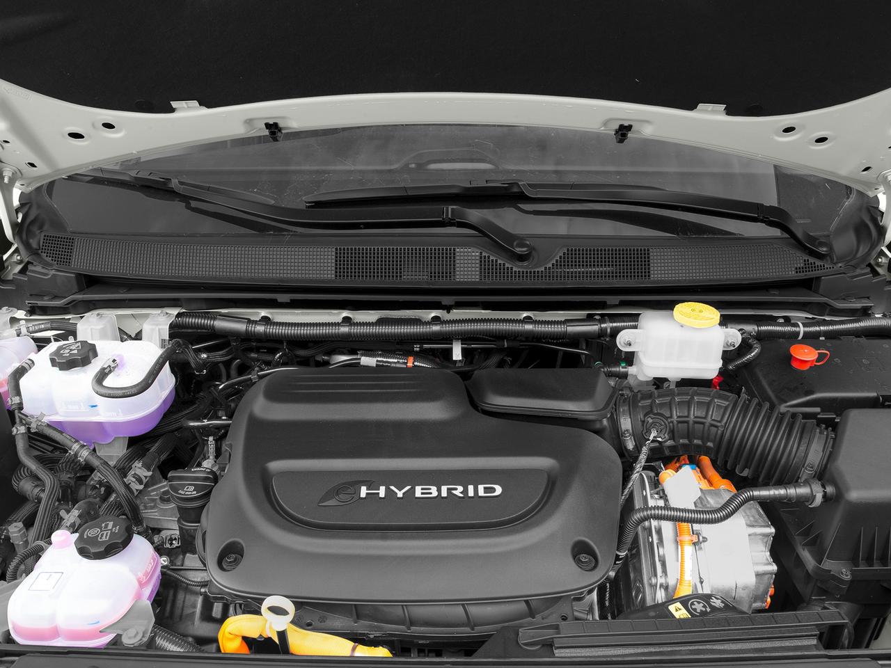 2023 Chrysler Pacifica Hybrid Pinnacle Photo