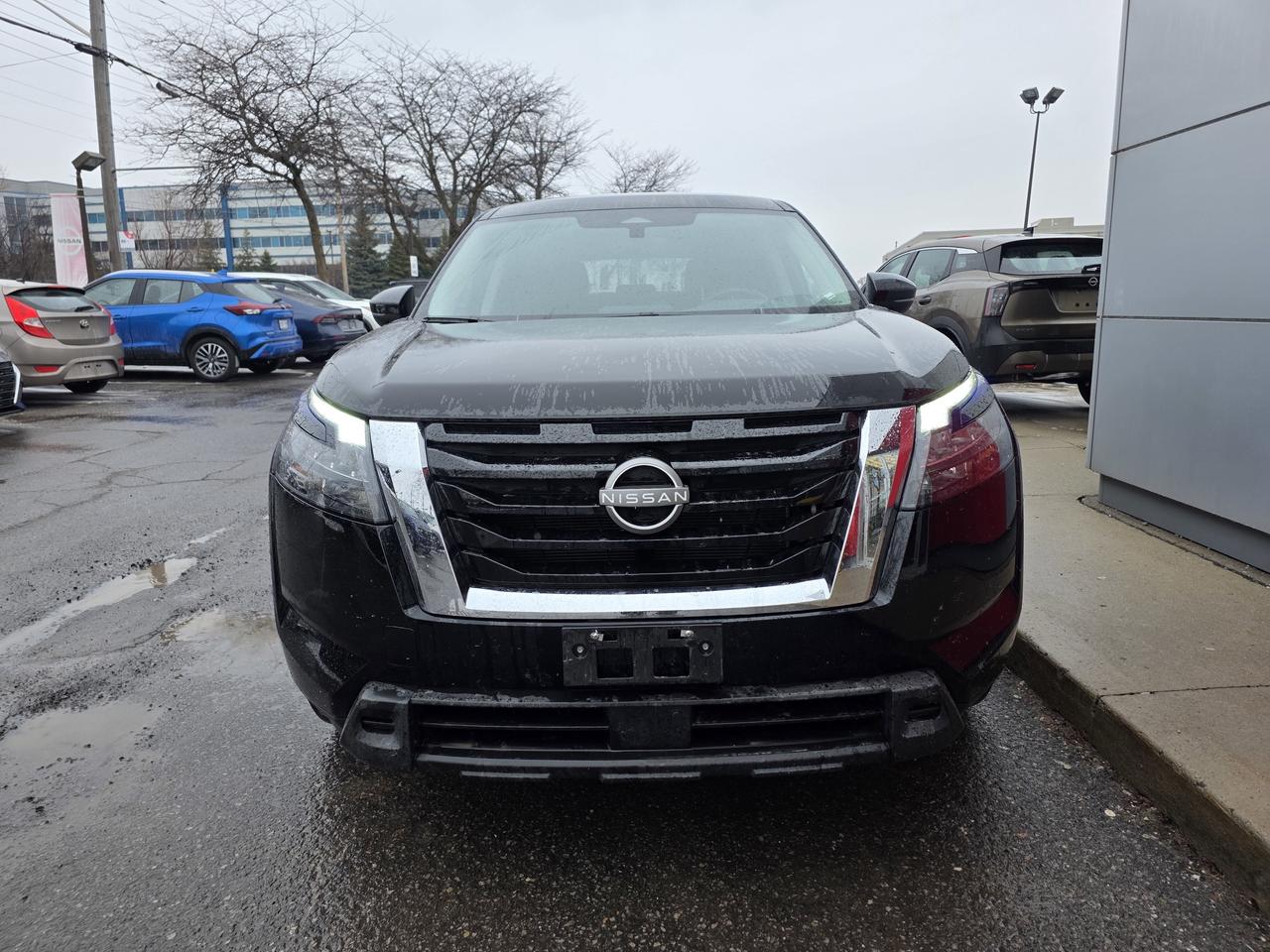 2025 Nissan Pathfinder S AWD | Apple Car Play | Android Auto | 3 Row | Photo