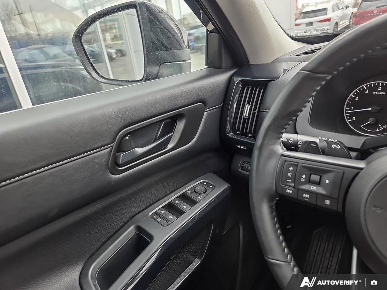 2025 Nissan Pathfinder S AWD | Apple Car Play | Android Auto | 7 Passenger | Photo