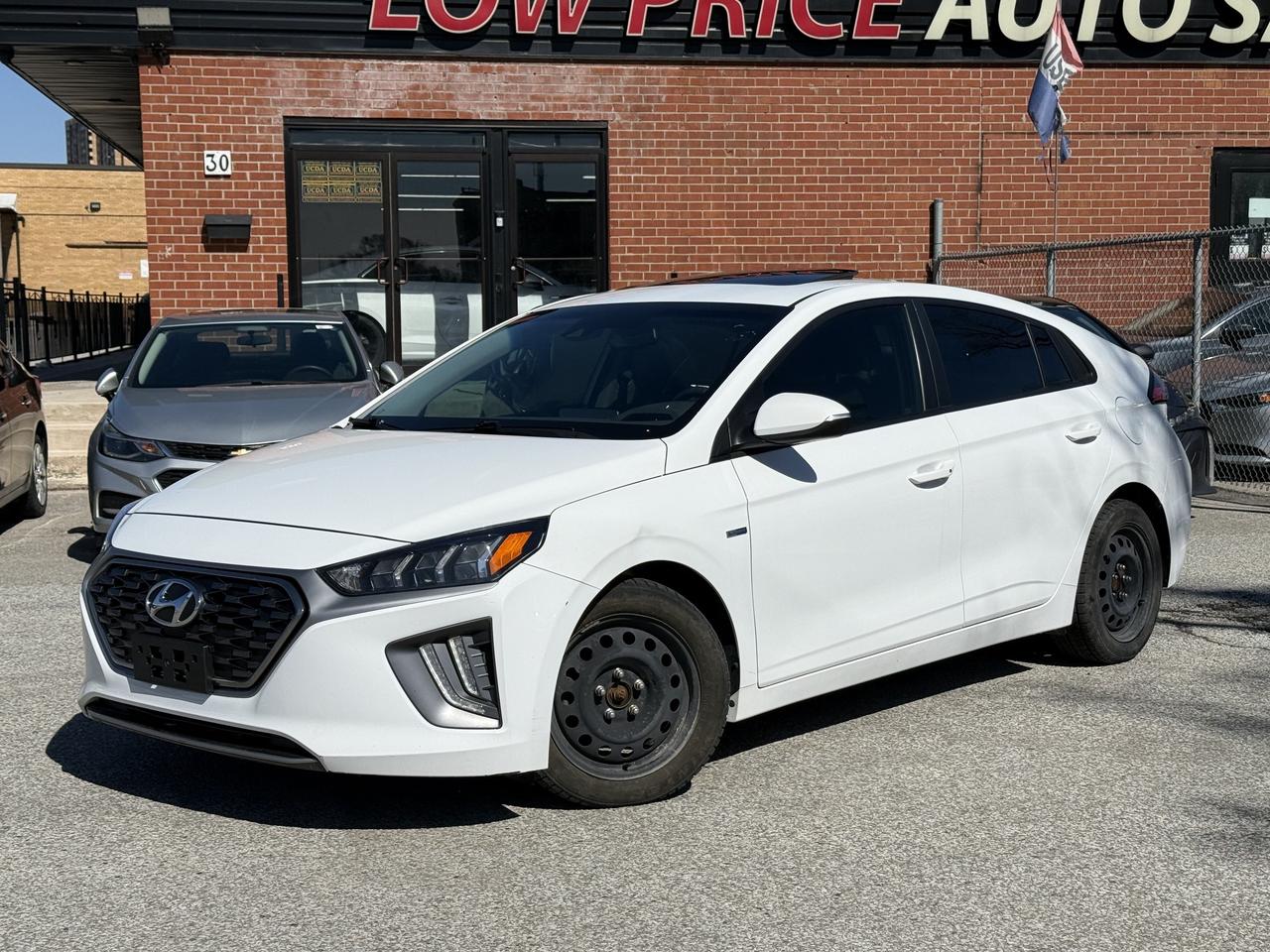 2020 Hyundai Ioniq Hybrid HYBRID l Preferred l 1.6L l 4Cyl l Carplay l Rcam Photo