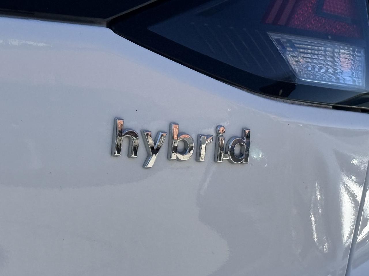 2020 Hyundai Ioniq Hybrid HYBRID l Preferred l 1.6L l 4Cyl l Carplay l Rcam Photo