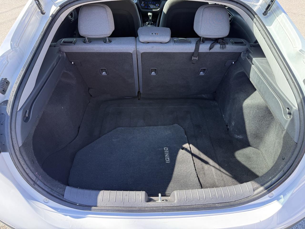 2020 Hyundai Ioniq Hybrid HYBRID l Preferred l 1.6L l 4Cyl l Carplay l Rcam Photo