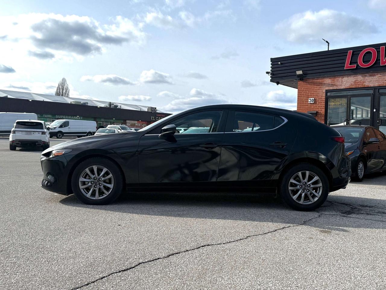 2020 Mazda Mazda3 Sport One Owner l GS l FWD l 2.5L l 4Cyl l Photo3