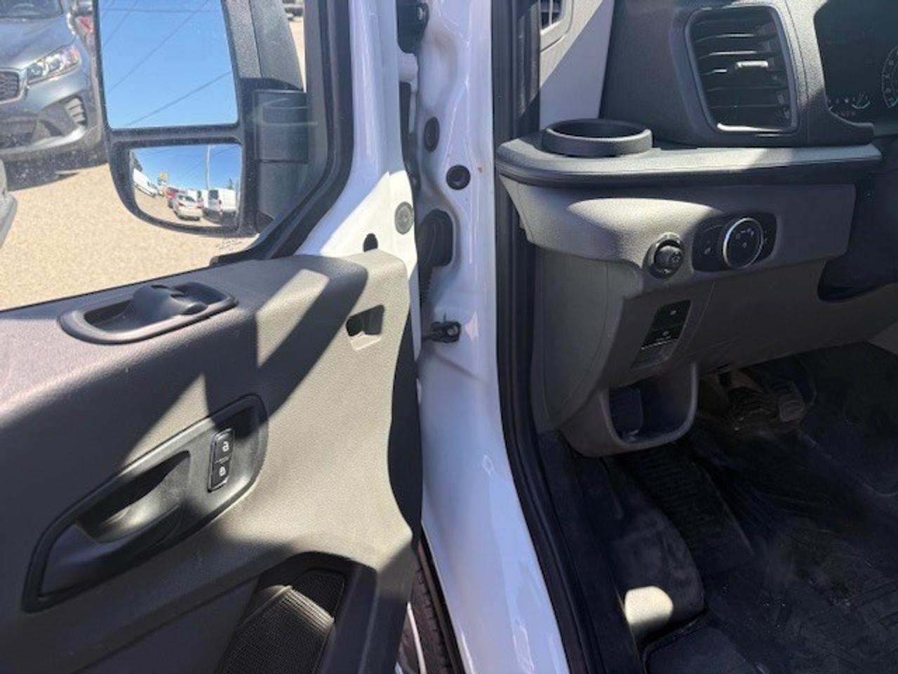 2023 Ford Transit Cargo Van T-150 63,000 Kms Photo