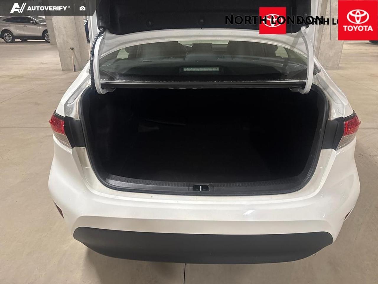 2023 Toyota Corolla LE 4DR SEDAN Photo