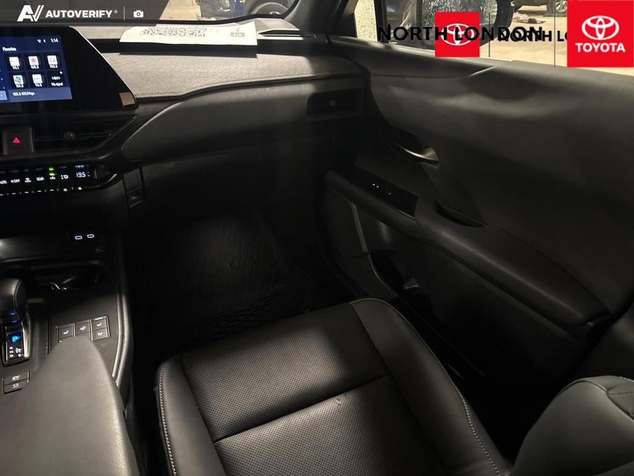 2025 Lexus UX 300H Base 4dr All-Wheel Drive Photo