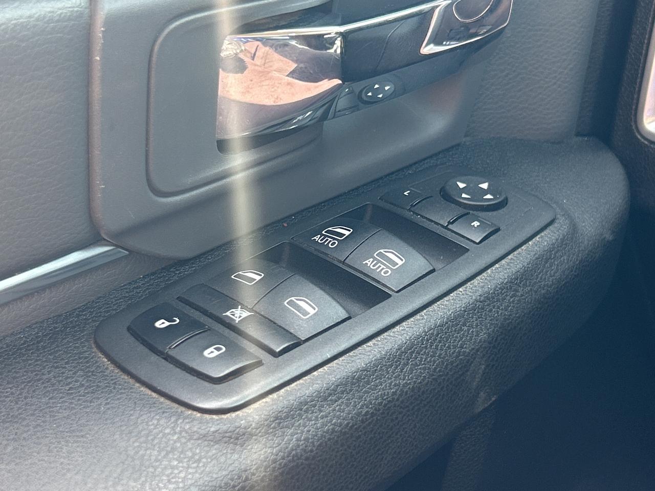 2023 RAM 1500 Classic SLT 4x4 Crew Cab 5'7 Box   Backup Camera Photo