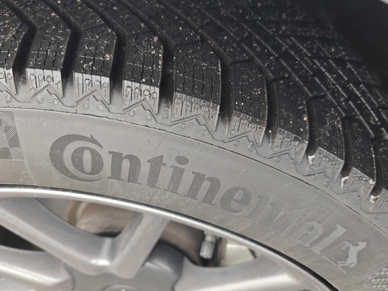 2019 Tesla Model 3 Long Range 4dr Rear-Wheel Drive Sedan Photo