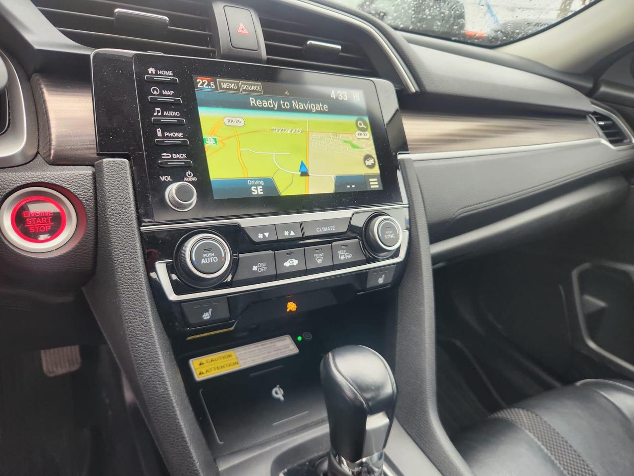 2019 Honda Civic Touring (CVT) 4dr Sedan Photo