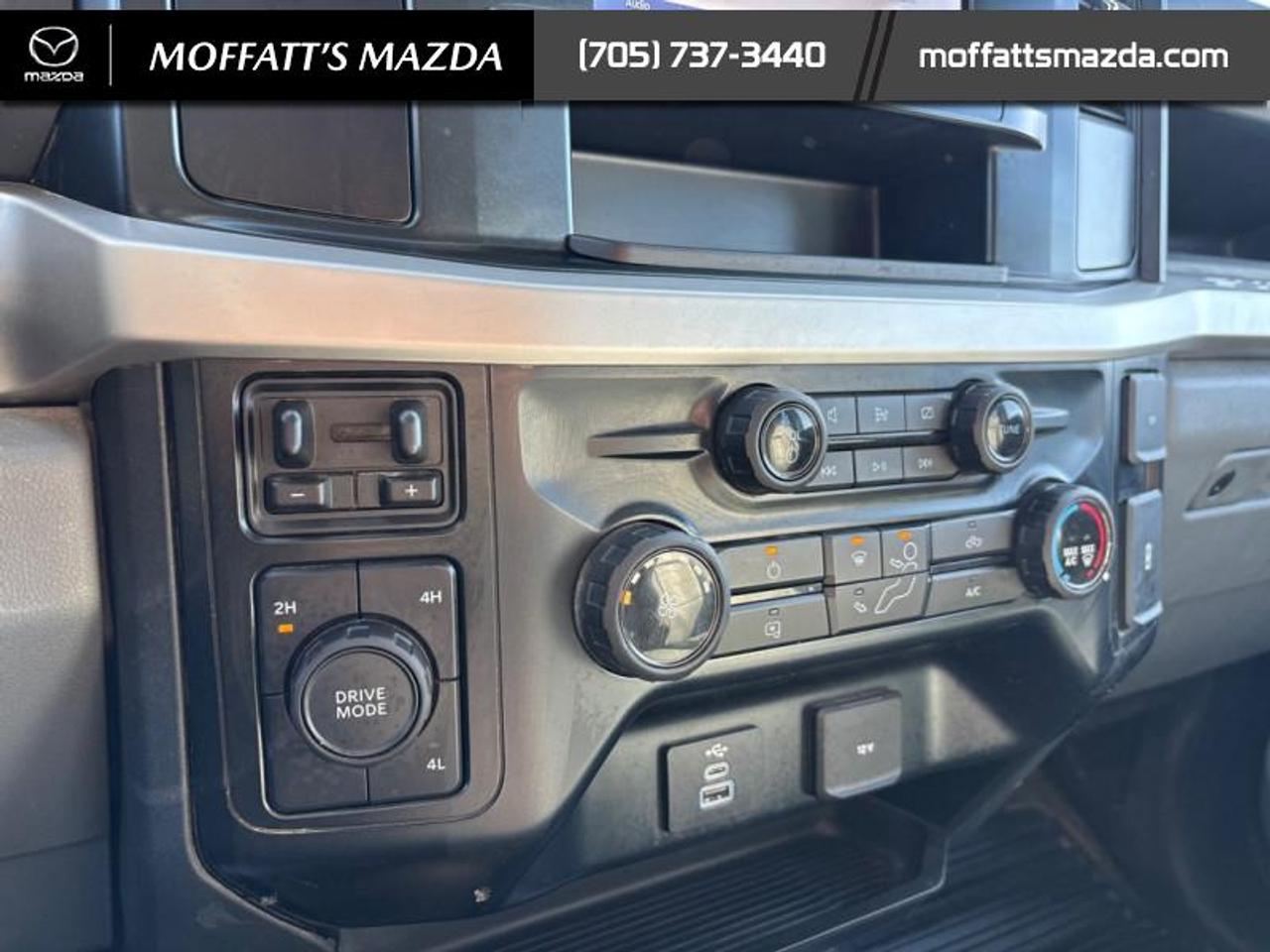 2023 Ford SUPER DUTY F-550 DRW XL Photo