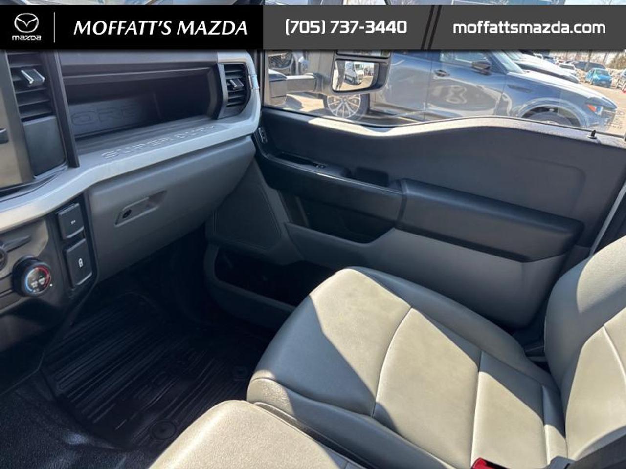 2023 Ford SUPER DUTY F-550 DRW XL Photo