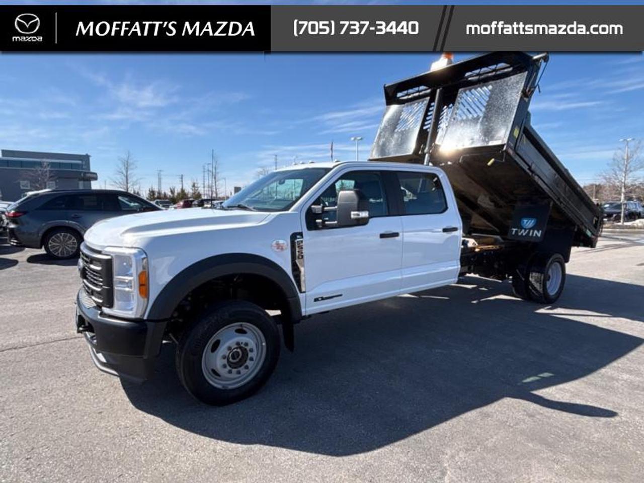2023 Ford SUPER DUTY F-550 DRW XL Photo