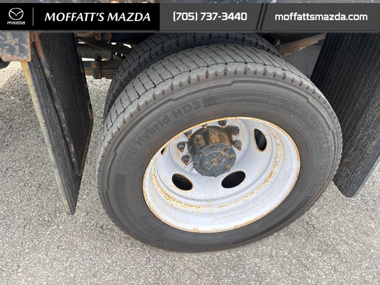 2023 Ford SUPER DUTY F-550 DRW XL Photo