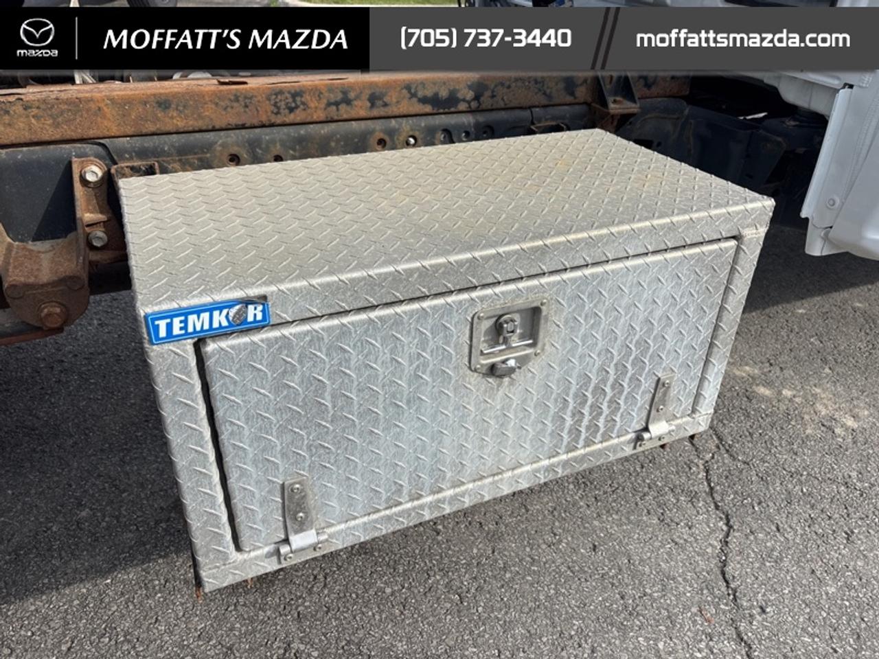 2023 Ford SUPER DUTY F-550 DRW XL Photo